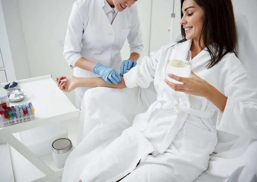 Blog 2 IV Therapy in Shenandoah Texas by Evolve HRT & Wellness